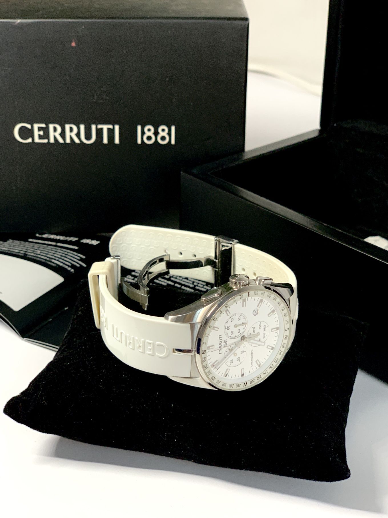 Оригінальний брендовий годинник CERRUTI. Часы