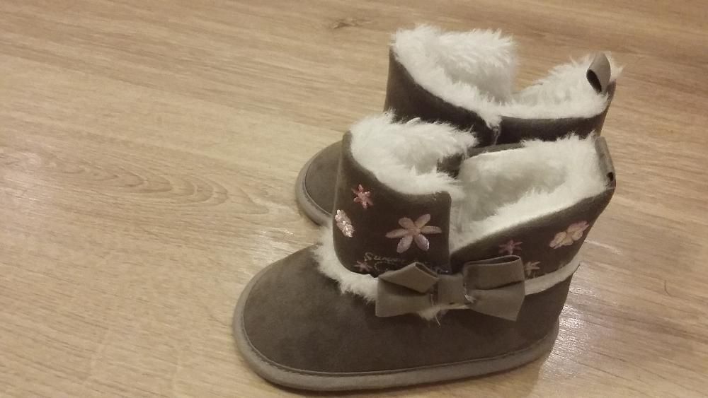 Buty kozaczki niechodki rozmiar 19 NOWE