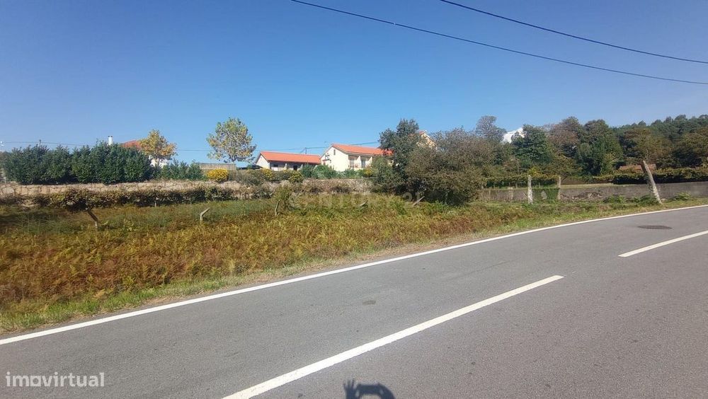 Terreno em Paredes de Coura