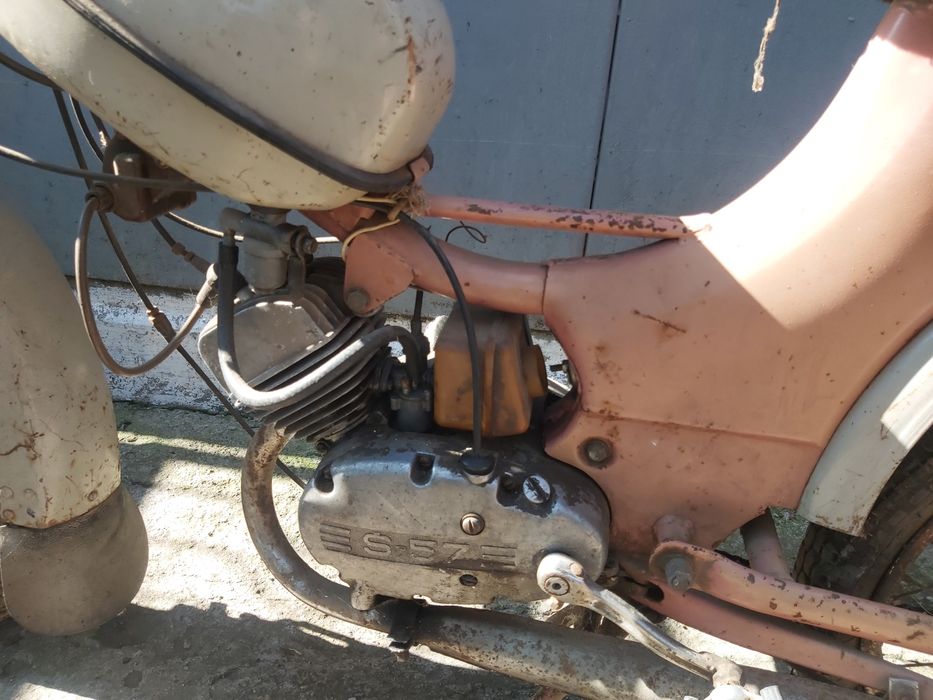 Продаю мопед Рига 12