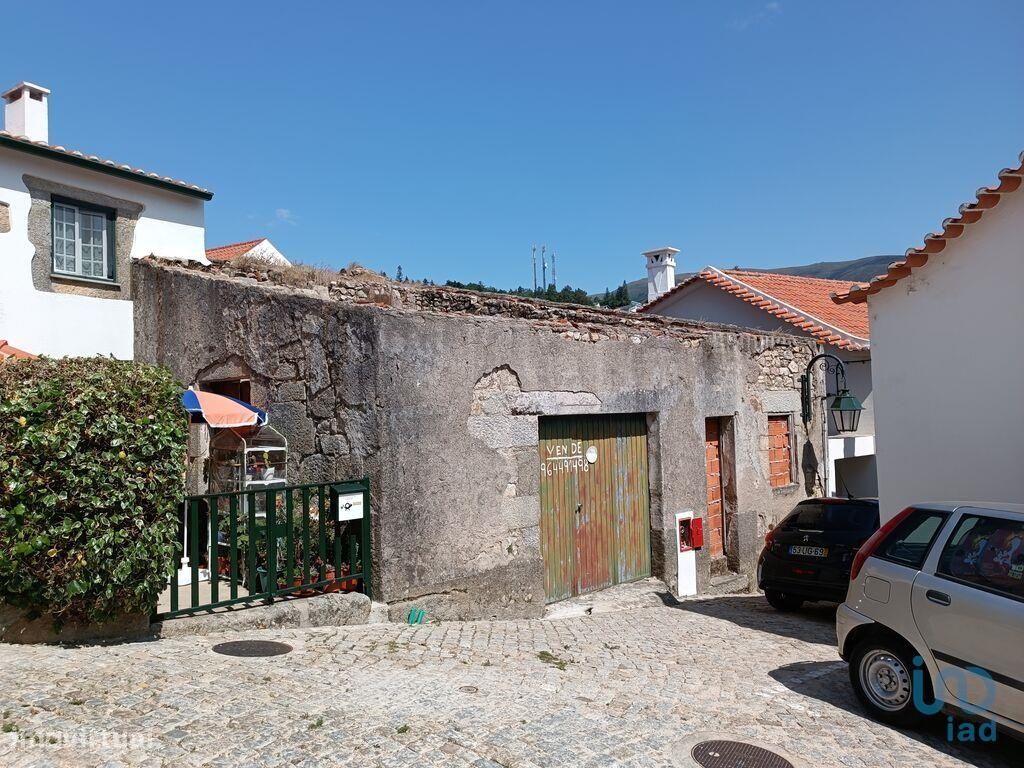 Casa em Gouveia de 177,00 m2