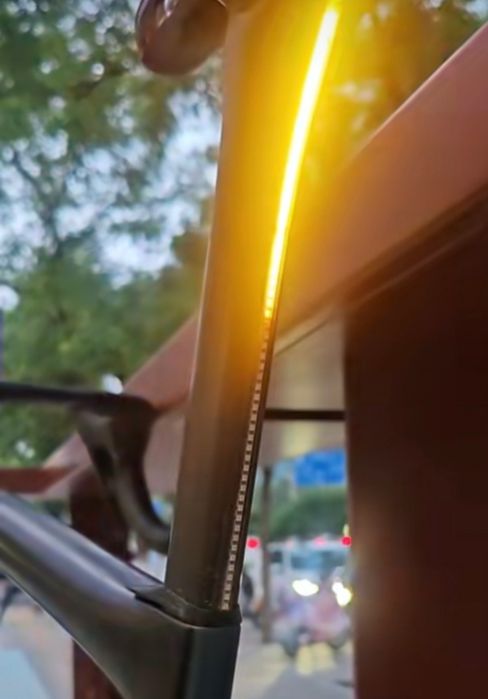 Luz para espigao de bicicleta