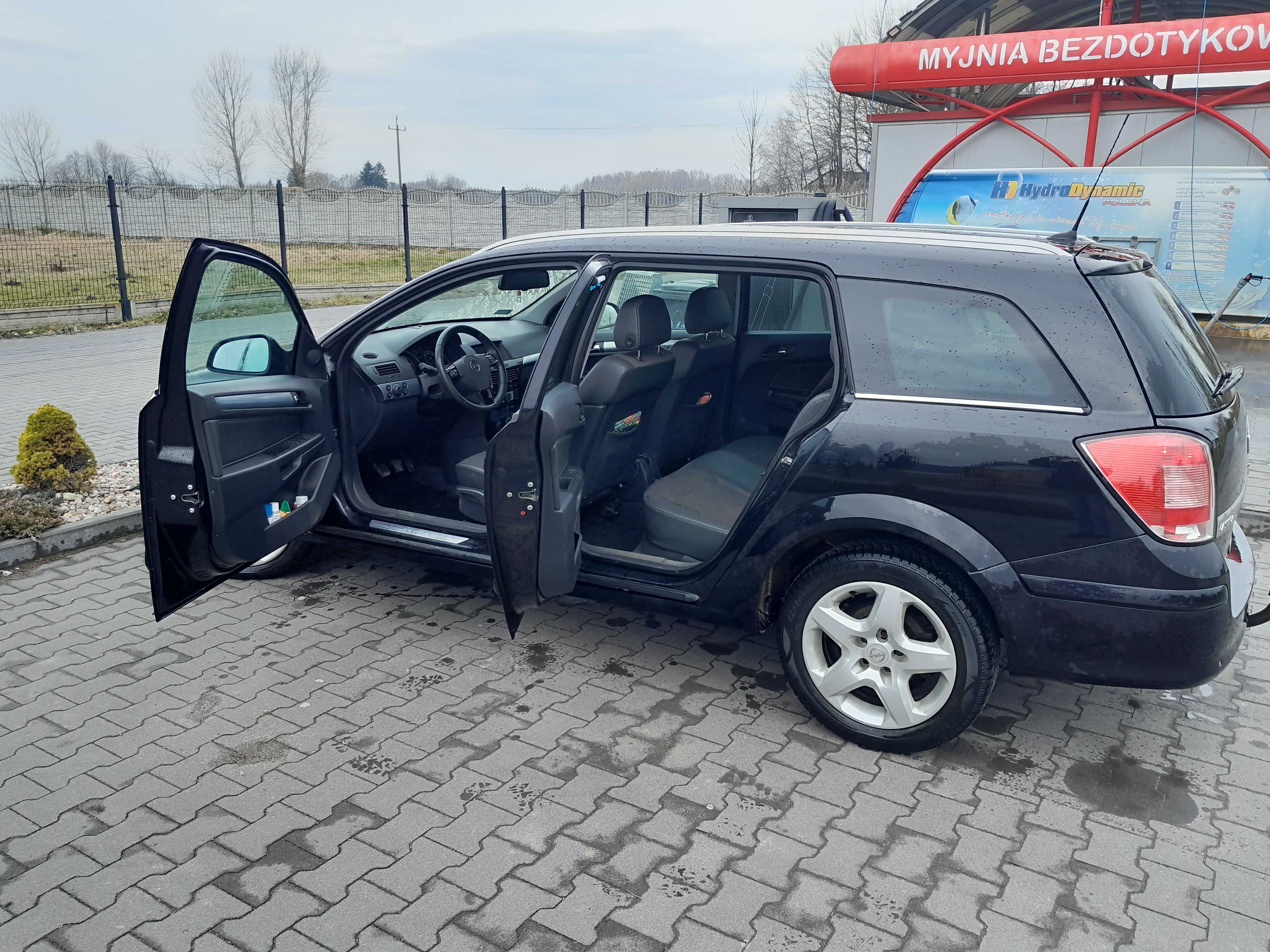 Opel Astra H 2010r