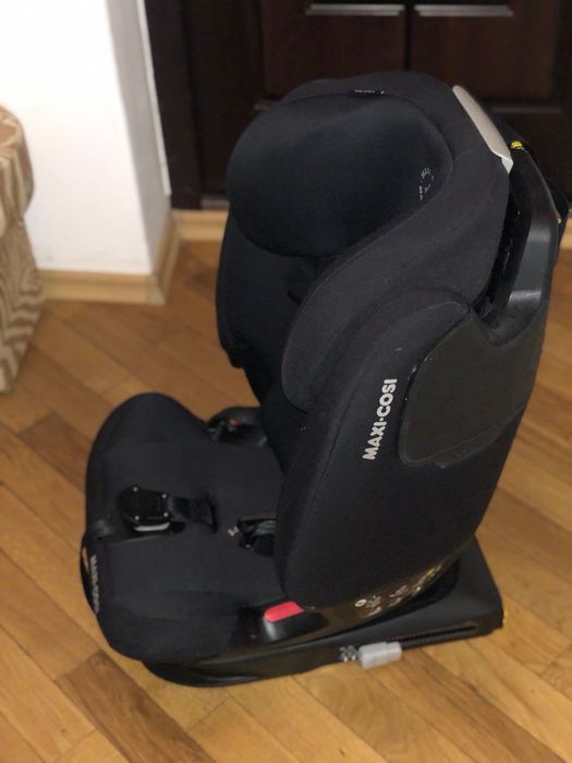 Детское автомобильное кресло MAXI COSI