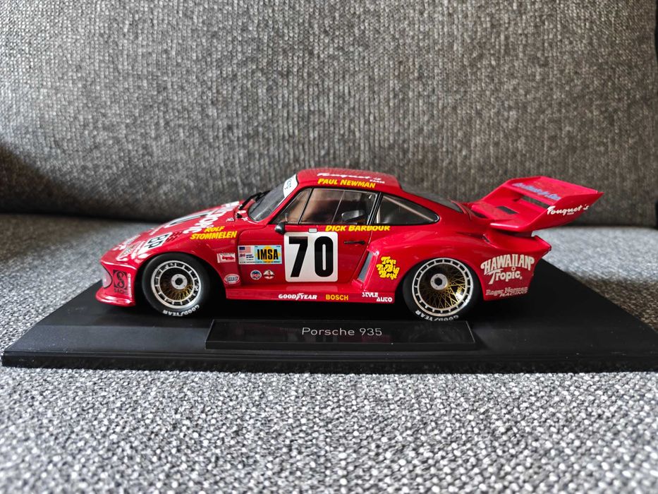 Norev 1:18 Porsche 935 Hawaiian Tropic nowy komplet box