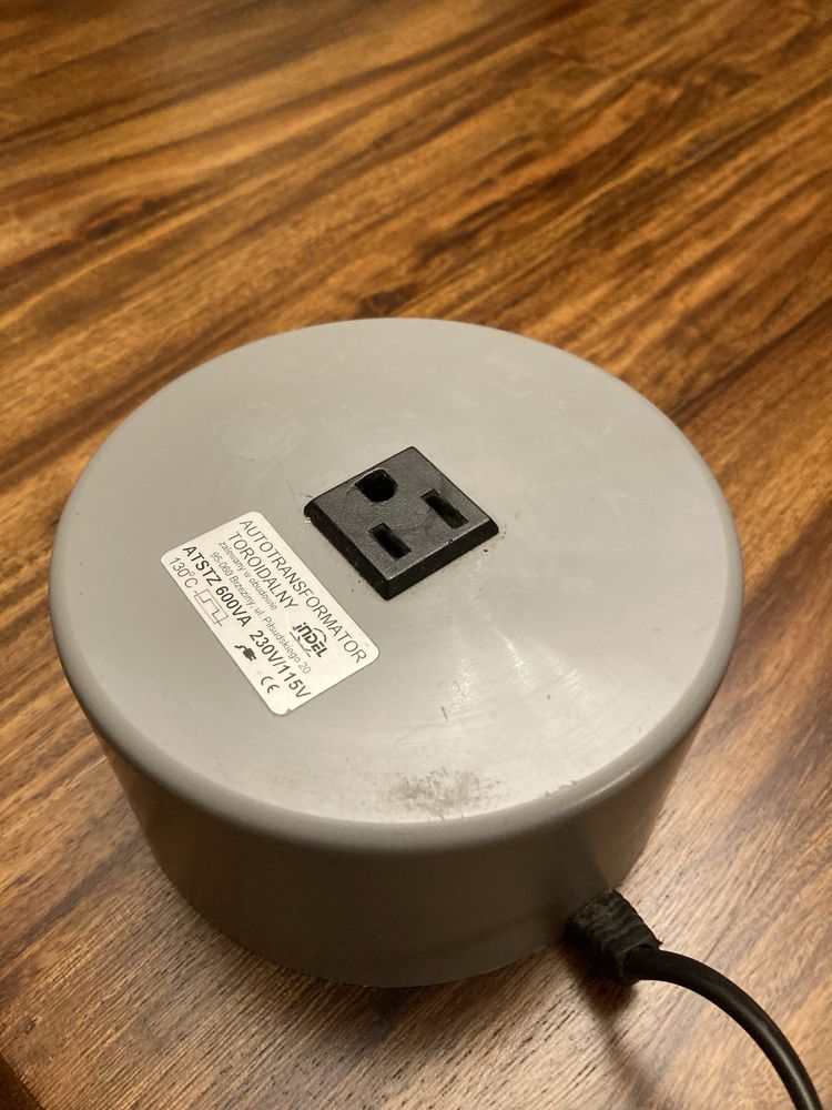Autotranformator 600W