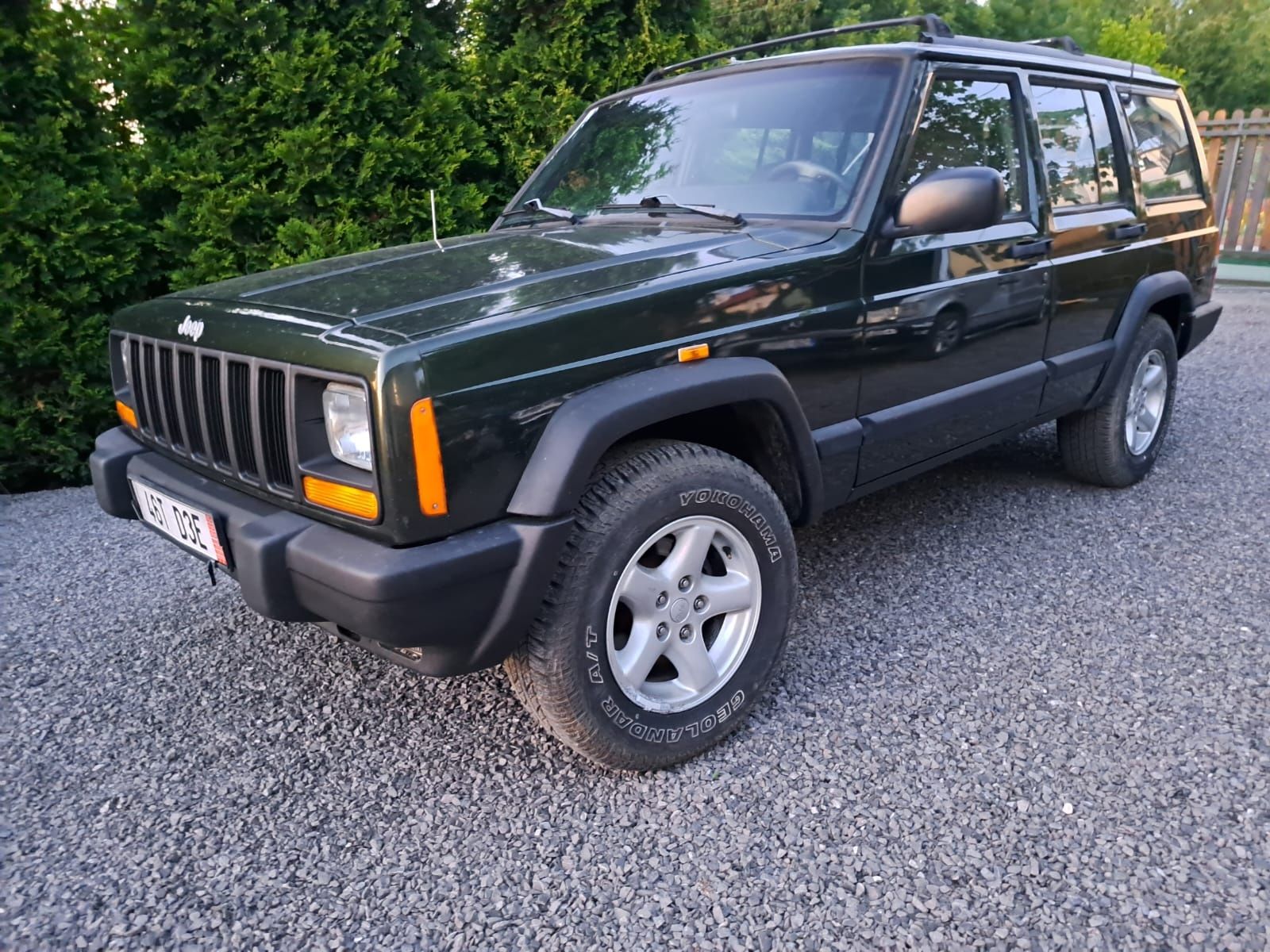 Jeep Cherokee 4x4 2.5i stan wzorowy tylko 130tys km