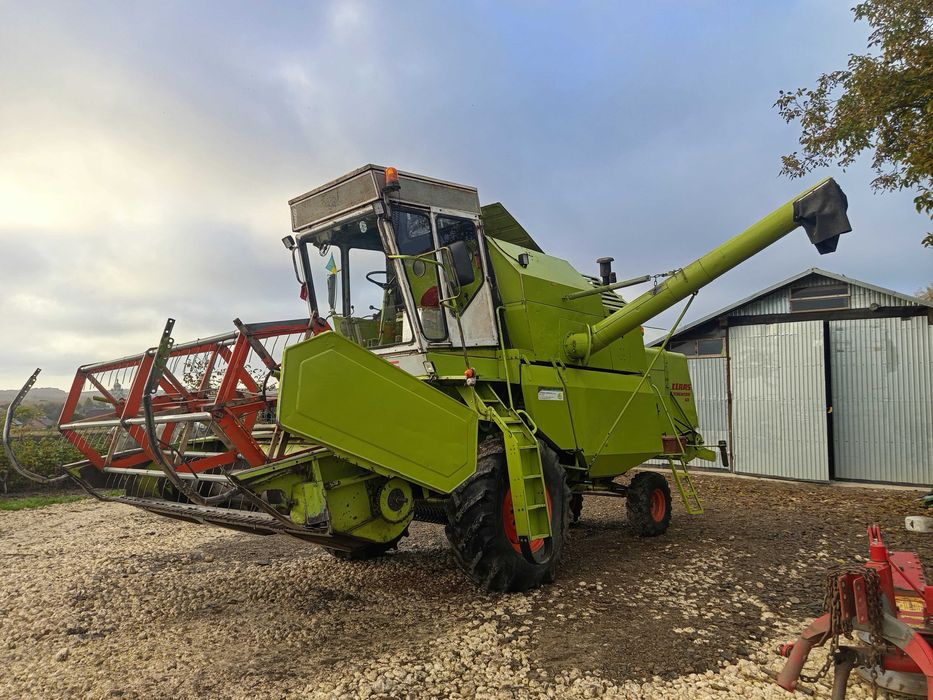 Комбайн Claas Mercator 60