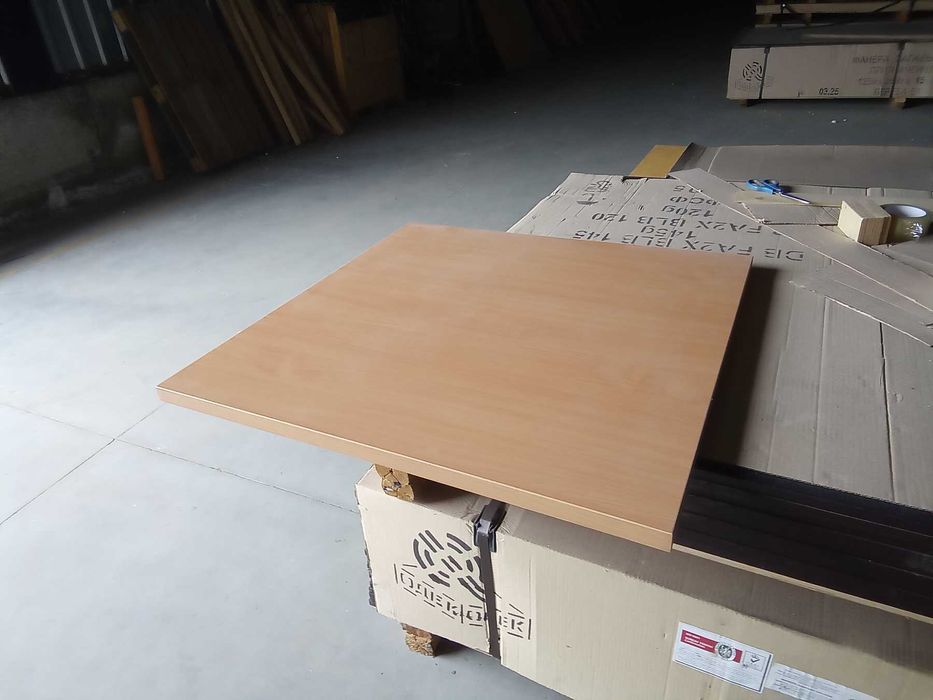 Стільниці для столів в кафе, піццерії, їдальні 120*80см ЛДСП 28 мм бук