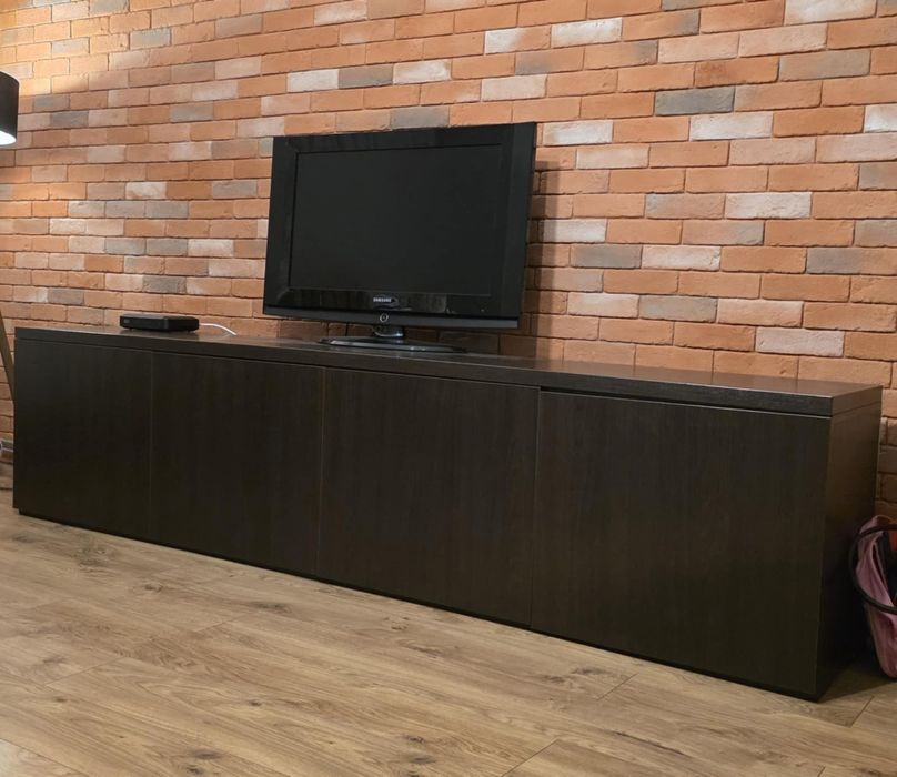 Sprzedam komodę pod tv