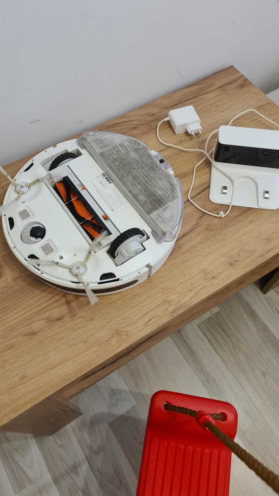 Mi Robot Vacuum-Mop Essential