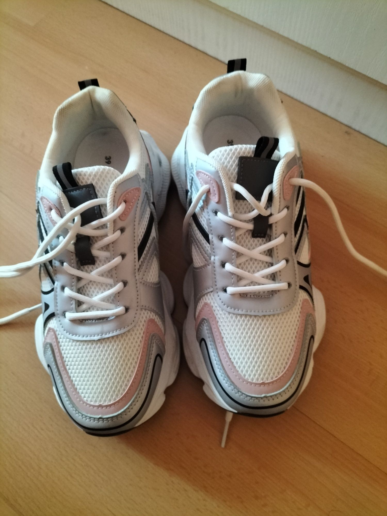 Buty damskie nowe
