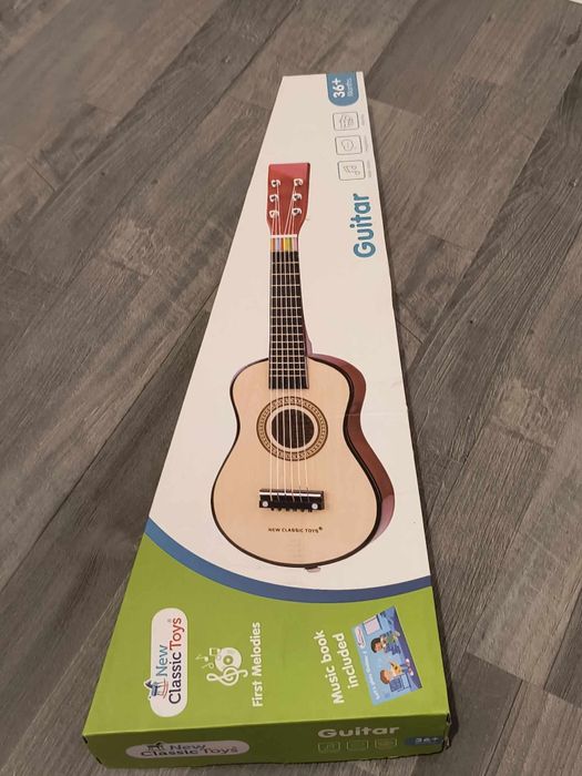 New Classic Toys Gitara