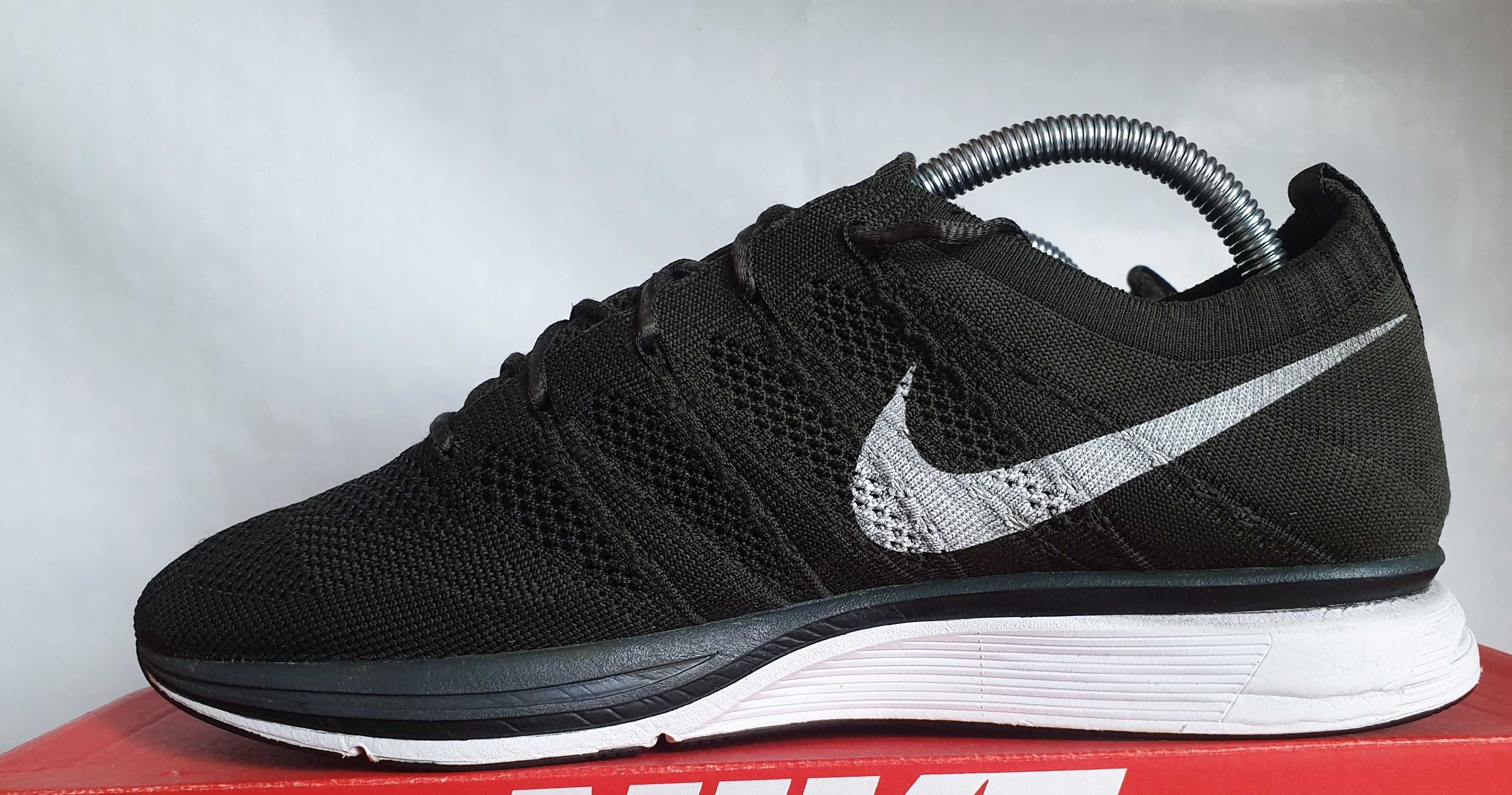 Nike Flyknit Trainer+ Sequoia 2012 42EUR/8.5US/26.5CM