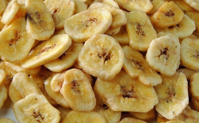 Сушеные банановые чипсы 200 грн/кг сухофрукты, орехи, финики, изюм опт