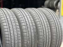 Шини літні 4шт New 175/65 R15 Kumho Solus KH17