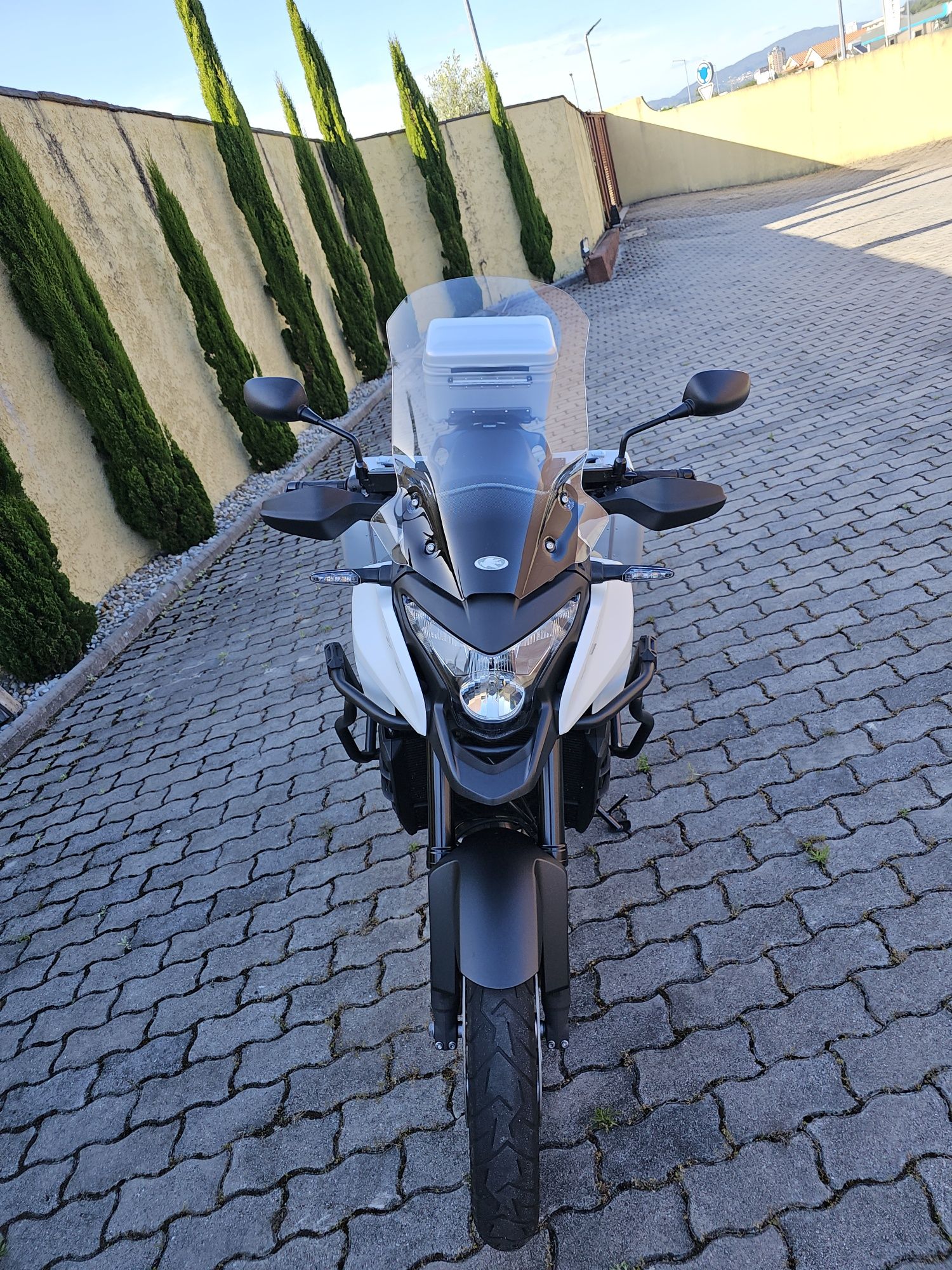 Honda VFR 1200X crosstourer, c/livro de revisões