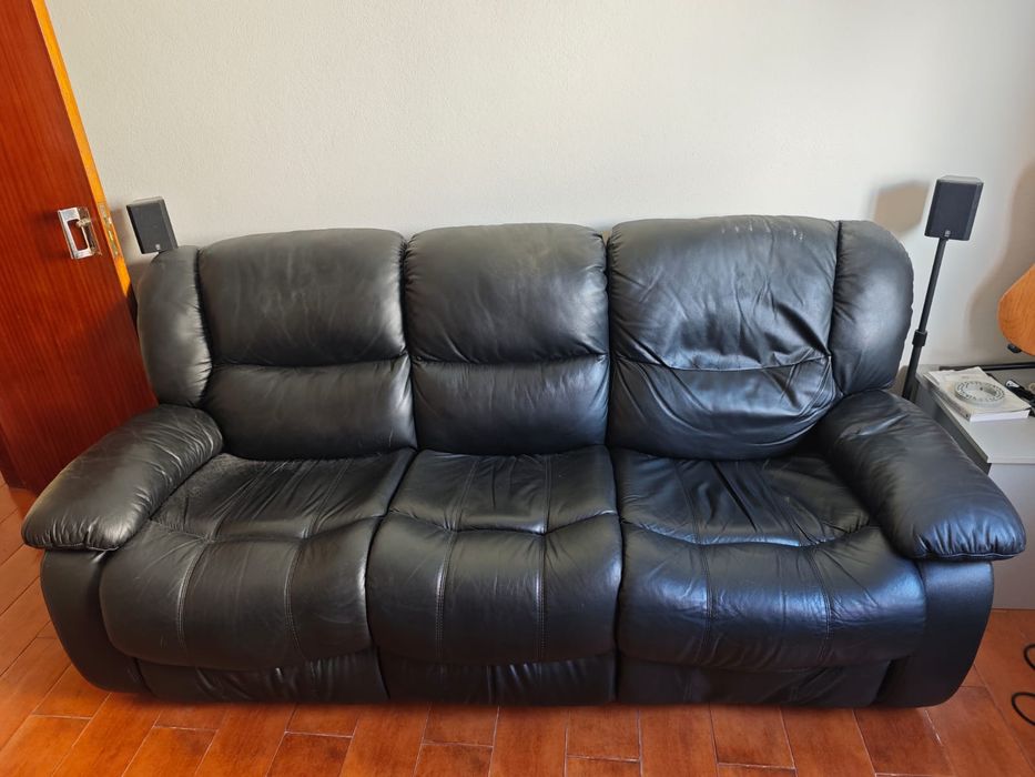 Sofás 3 lugares + Sofá 1 lugar cor preto