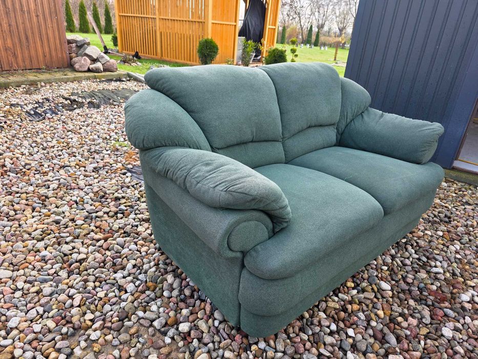 Wygodna Sofa Dwuosobowa!!