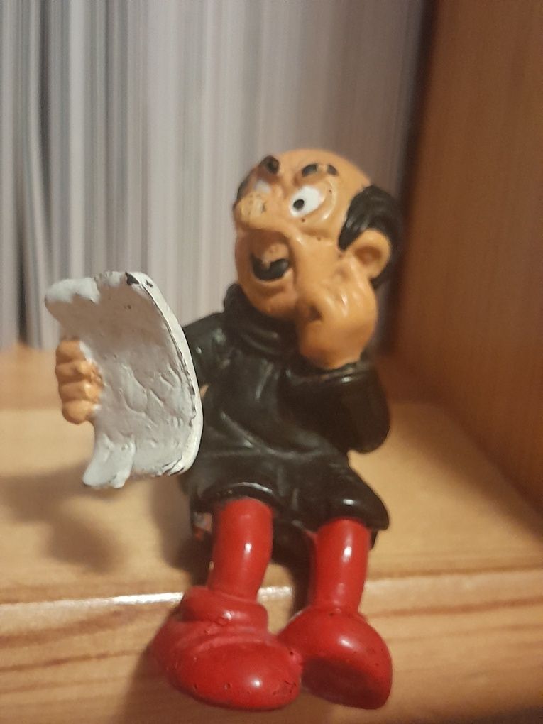 Kolekcjonerska figurka Gargamela z serialu "smerfy" lata 80.