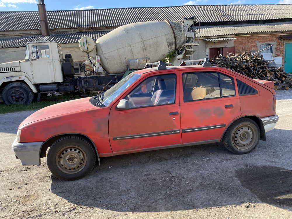 Opel Kadett 1.3 / Опель кадет 1.3