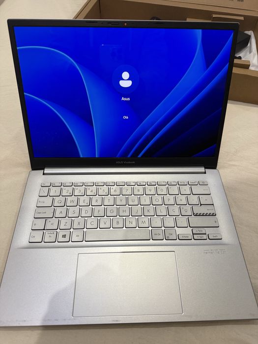 Portatil asus m3401Q