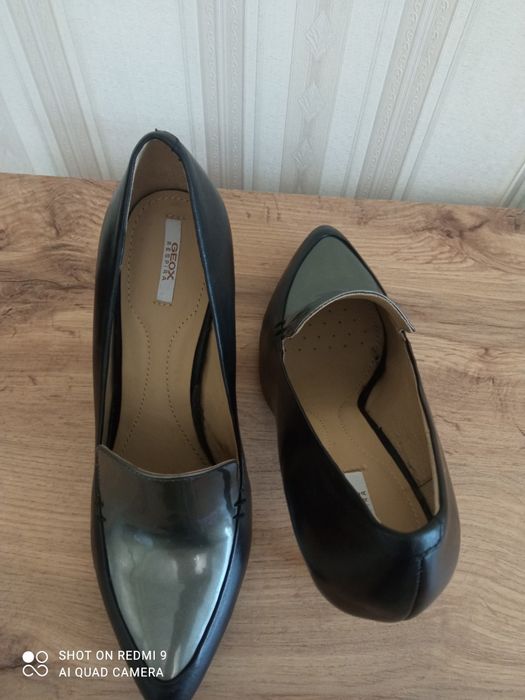 Туфлі нові 39 розмір  взуття Geox лофери черевики