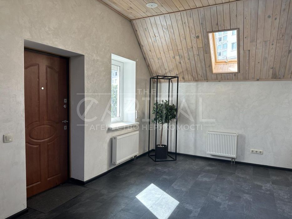 Продаж офісу, вул. Прирічна, Оболонь, Київ