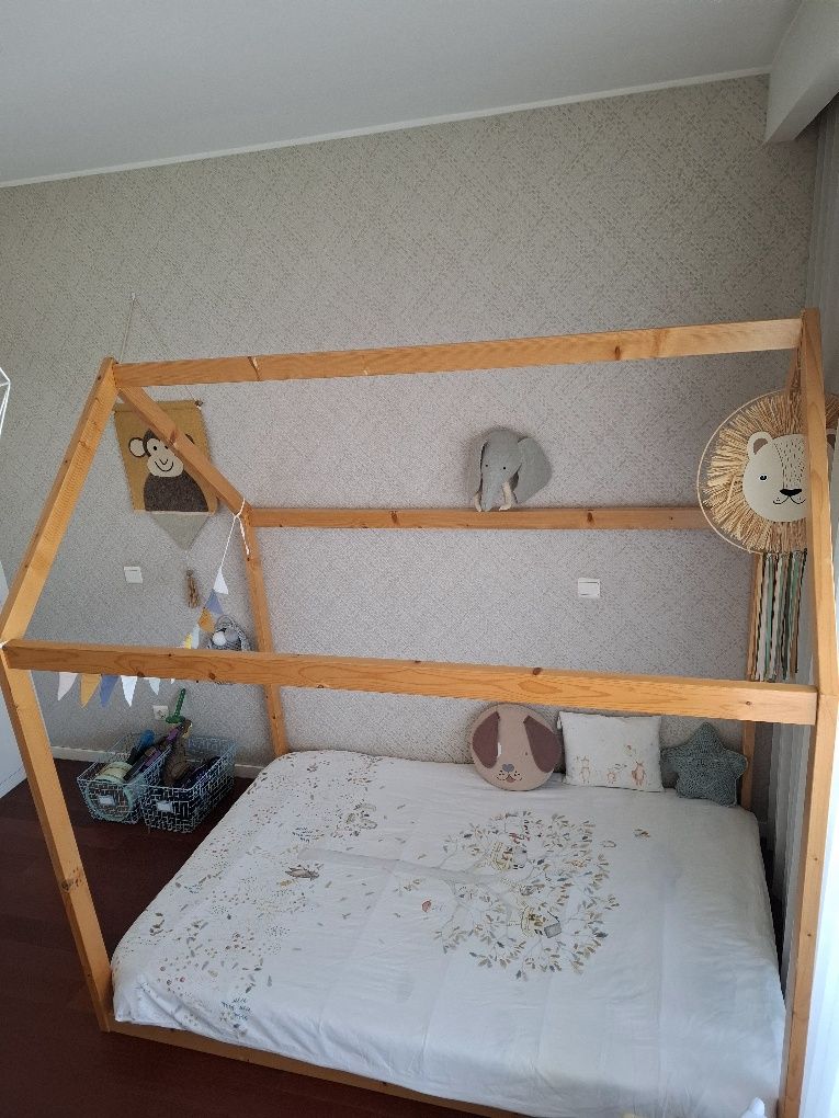 Cama de criança forma de "Casa"