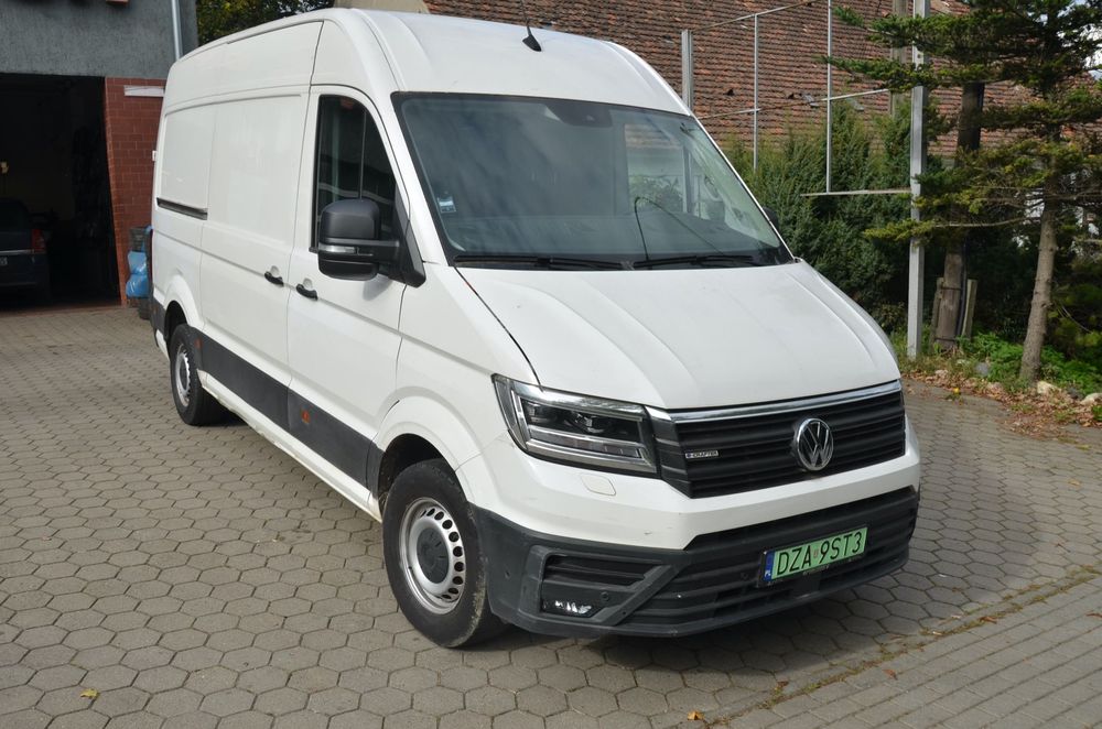 Volkswagen crafter  lampy led , line asist ,,klima itd