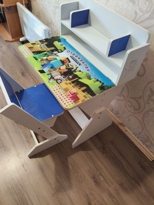 Продам стіл хорошому стані