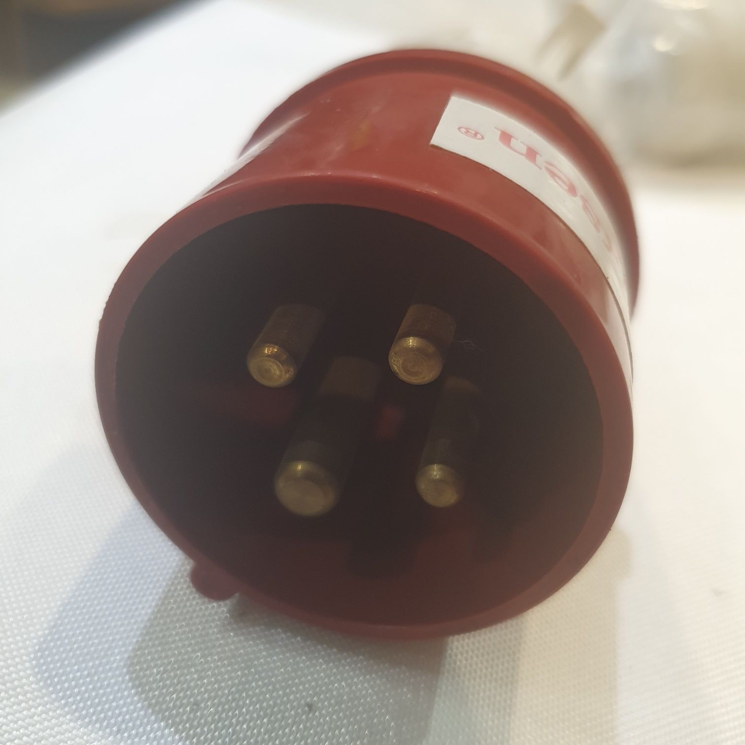 Wtyczka  4x32A 380-415V siłowa przenośna