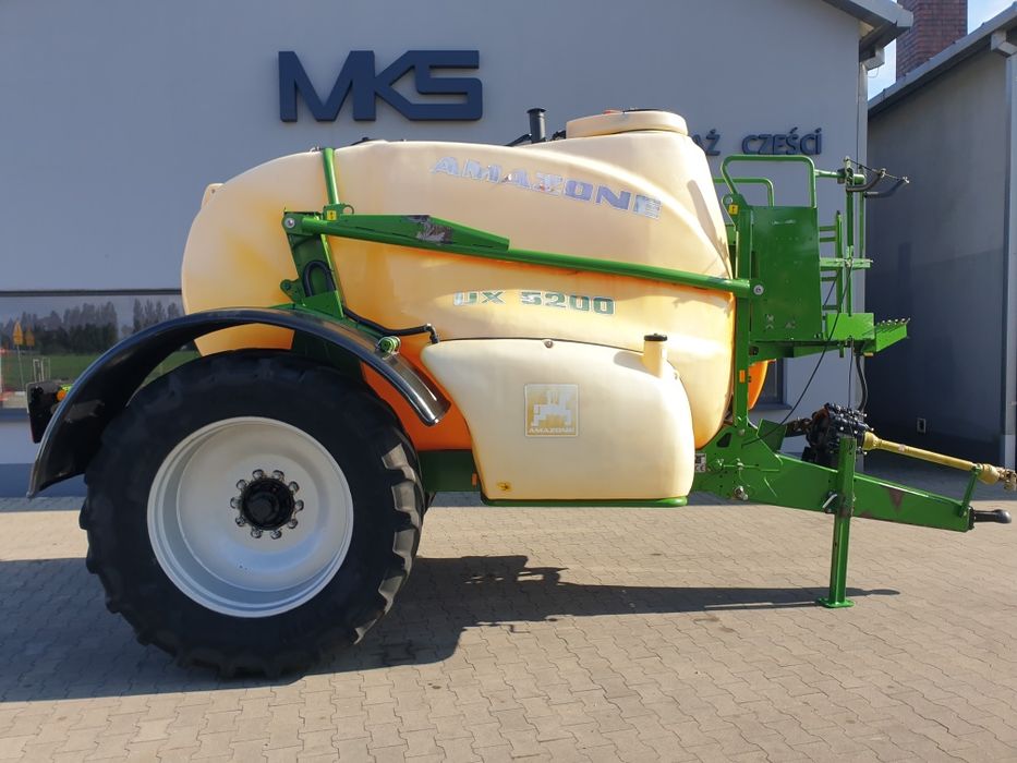 Zbiornik opryskiwacz opryskiwacza beczka Amazone UX 5600 l