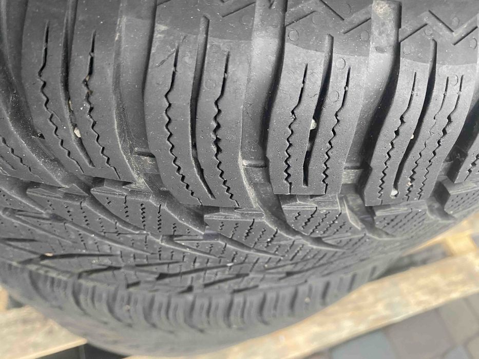 Диски з резиною 235/60/R18