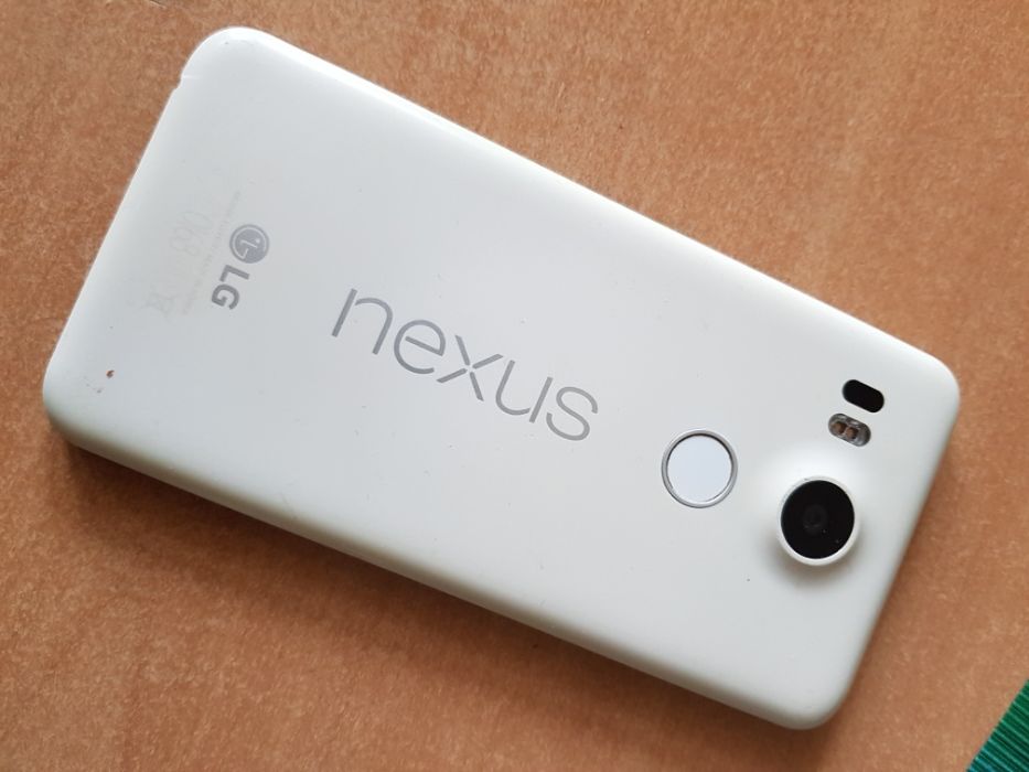 Nexus 5x ( на запчасти)