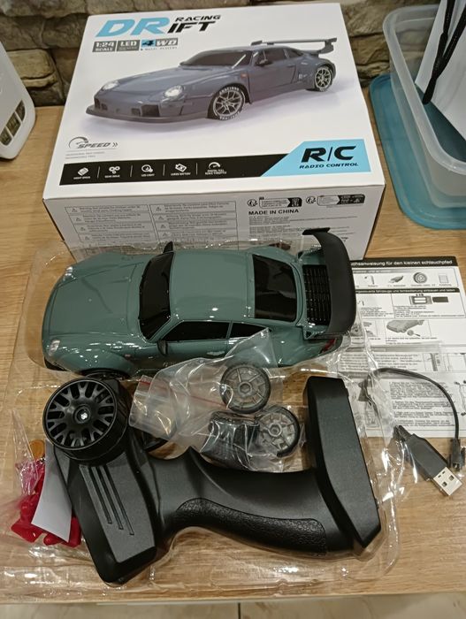 Auto na sterowanie Nowe