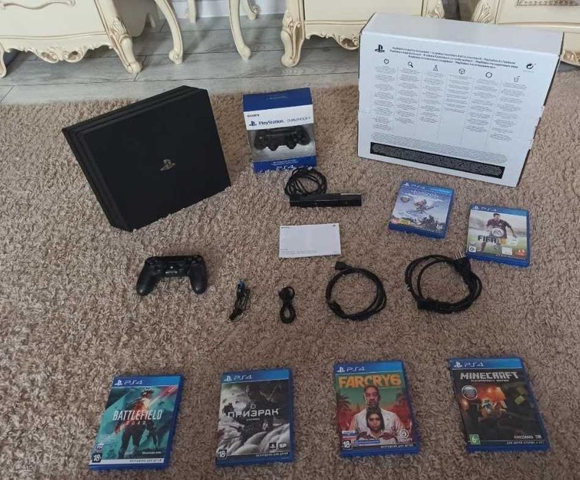 Продам PS 4 Pro с комплектом