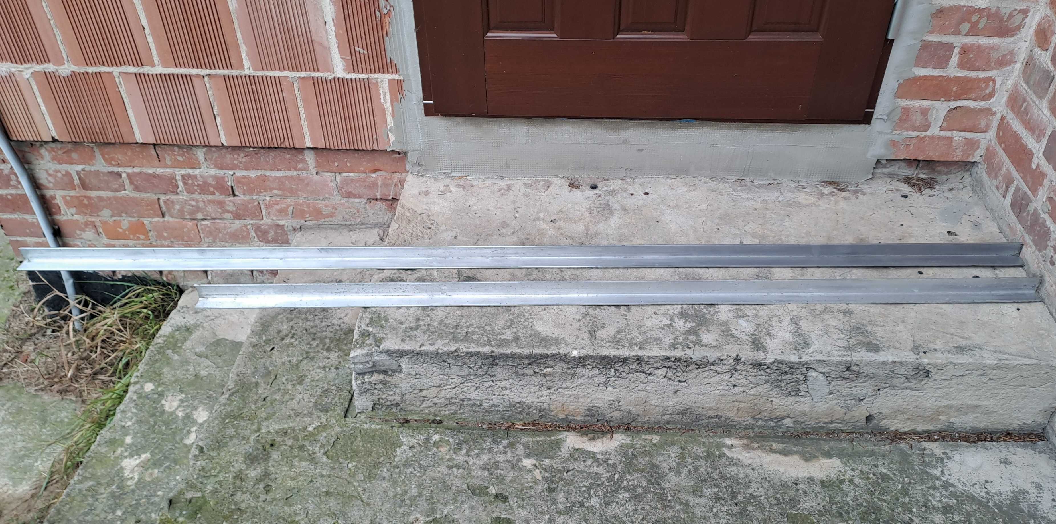 Kątownik aluminiowy 35x35x4mm + 40x30x4mm