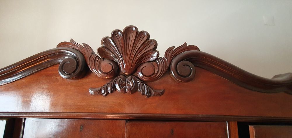 Roupeiro de 3 portas chippendale