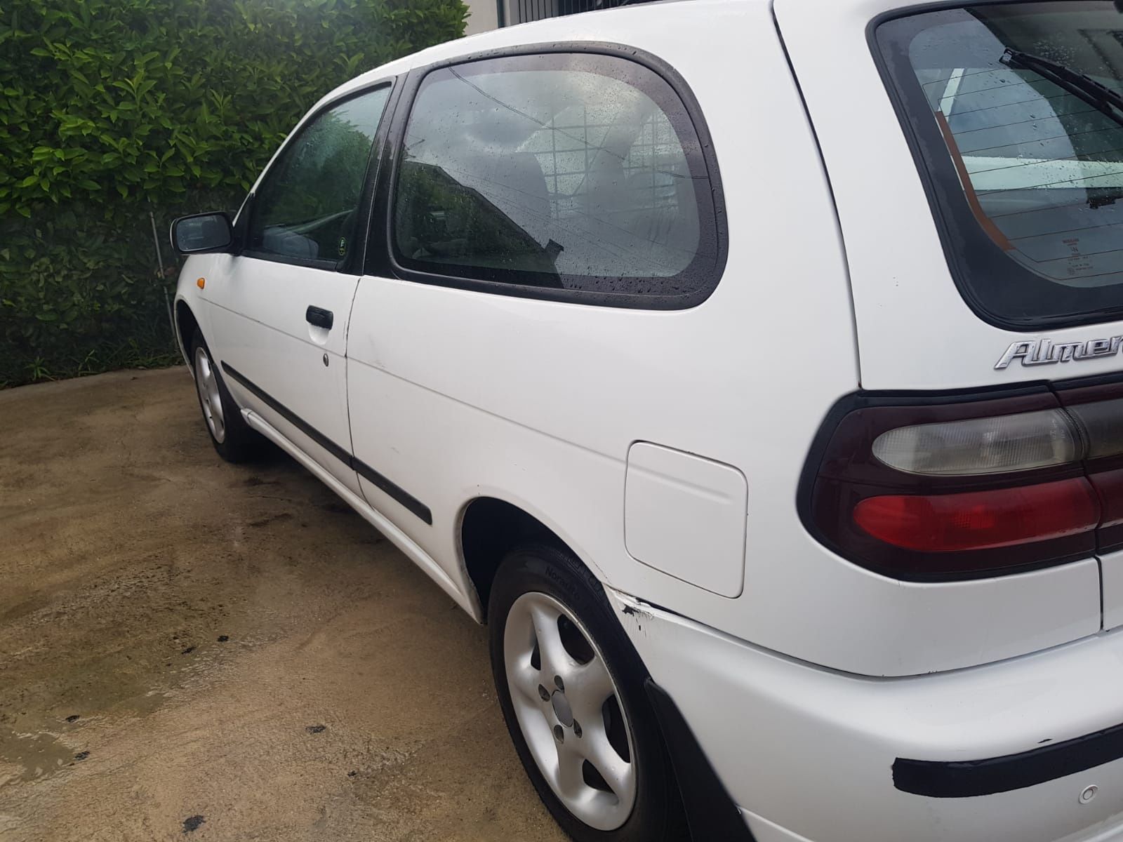 Nissan almera 2.0 d