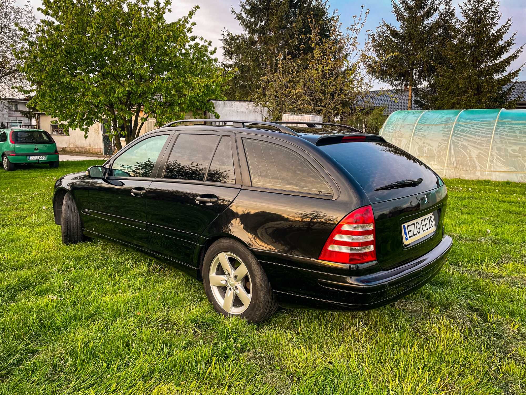 Mercedes c 200 1.8 kompr polift 2005 rok