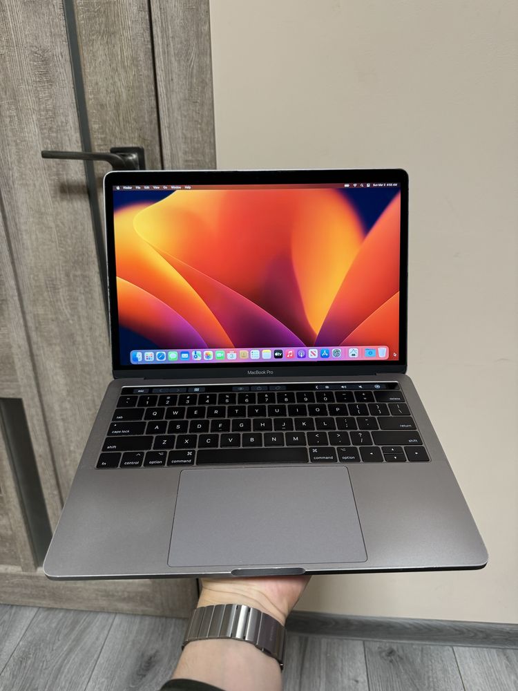 Macbook pro 13 2017 core i7 16/256gb touchbar