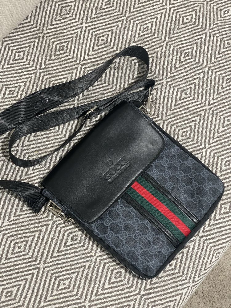 Bolsa masculina