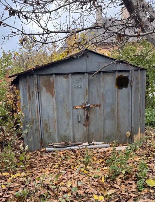 гараж по вулиці киівській