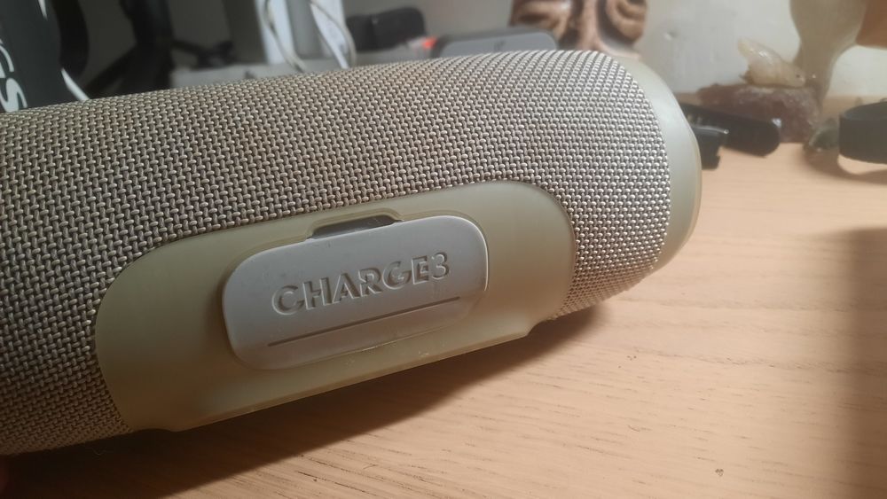 Coluna JBL charge 3