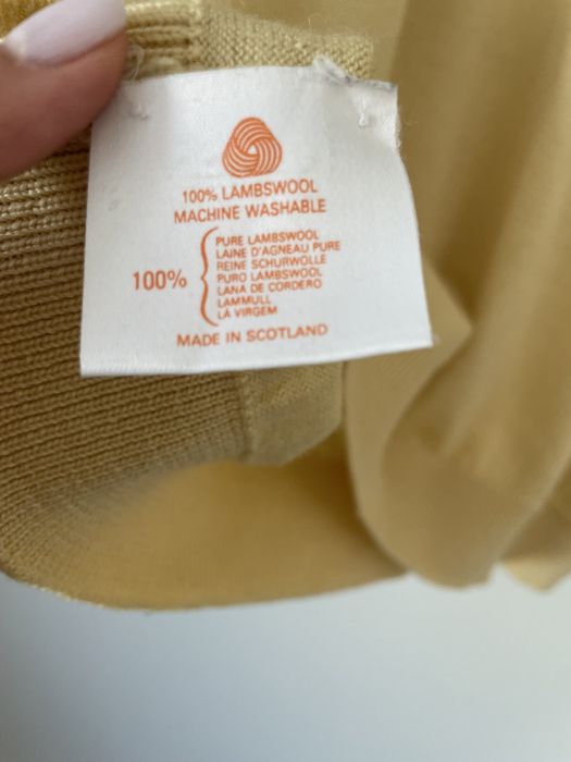 Стильне брендове поло светр L/Onesize