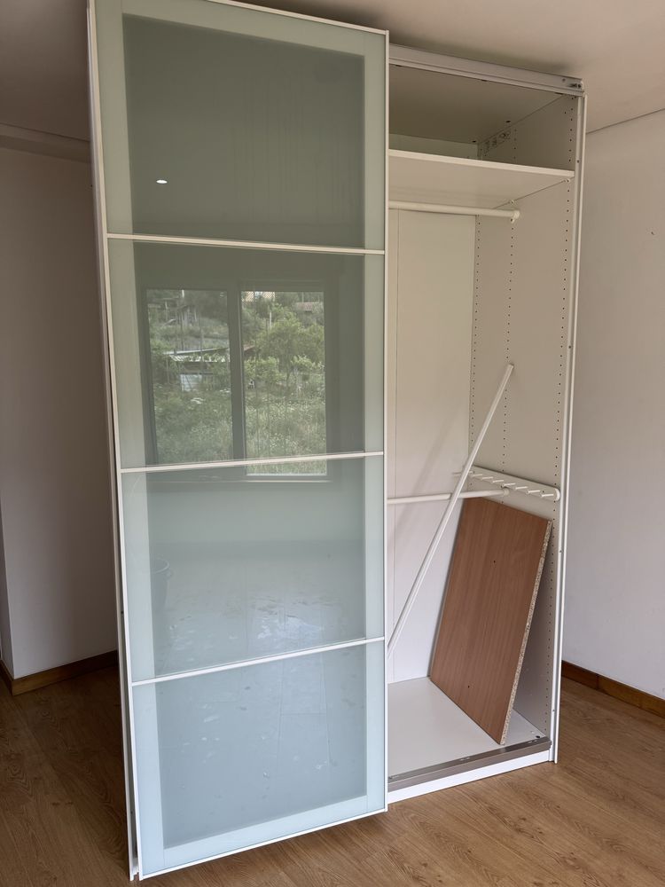 Roupeiro IKEA 2 portas PAX