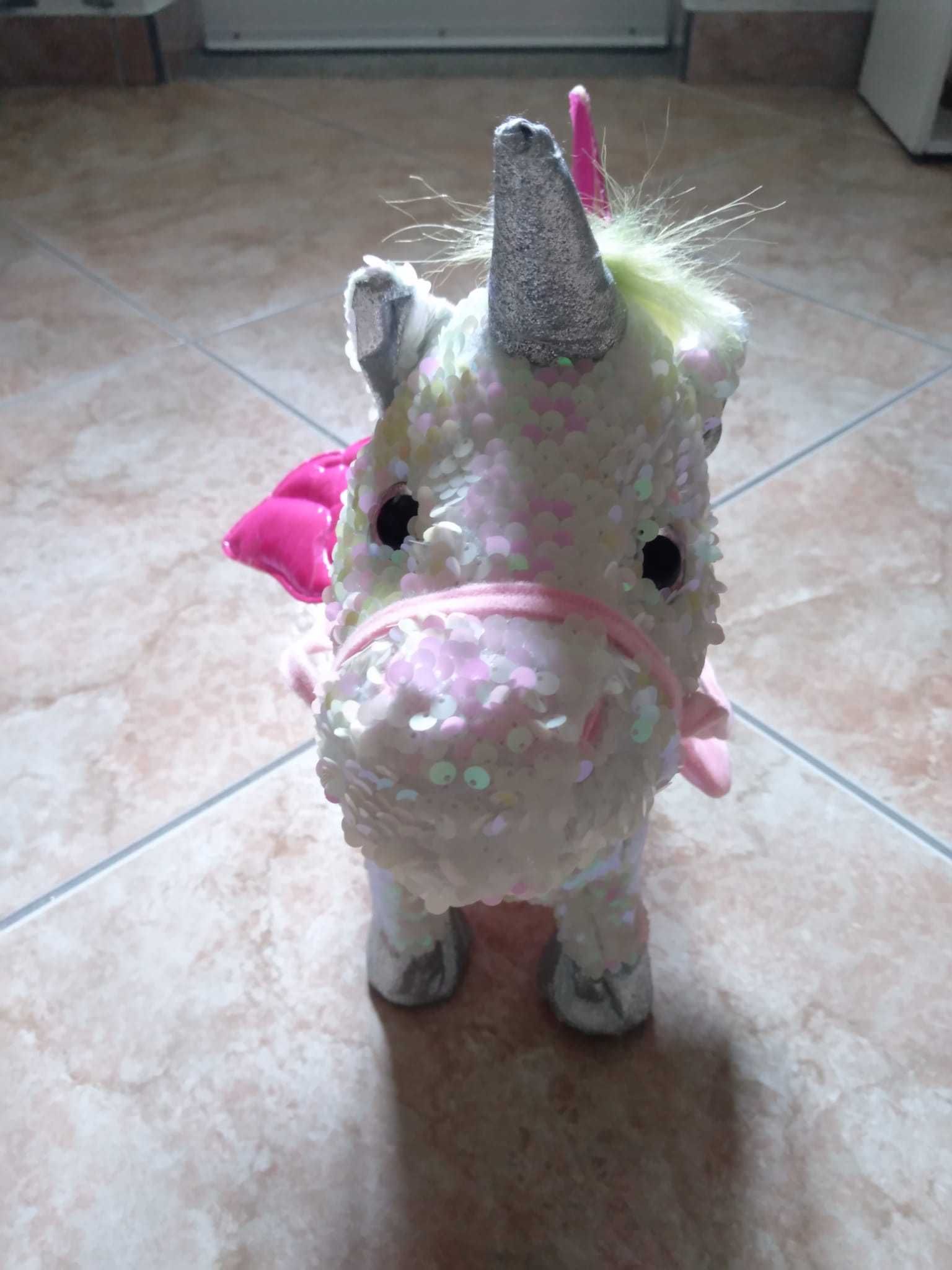 Boneco de pelúcia
