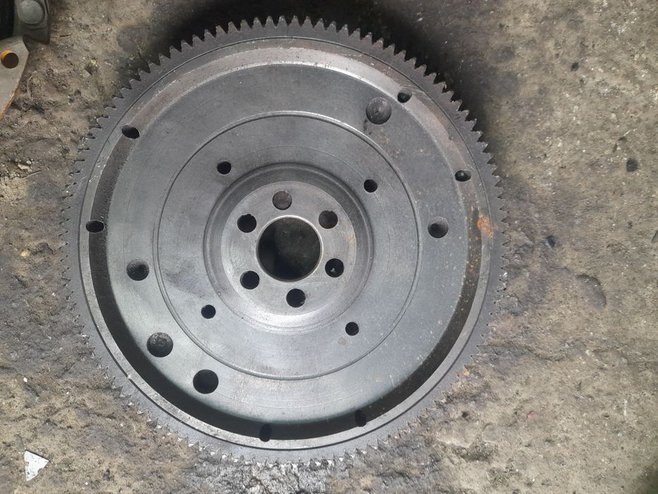 Корзина,  маховик таврия, славута, сенс, пикап, дана