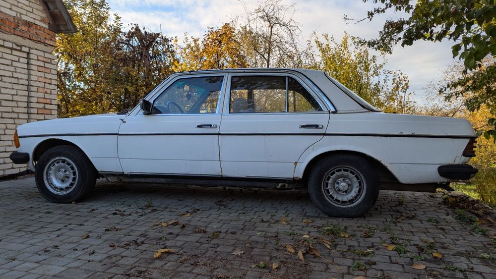 Мерседес Mercedes Benz E class 1982р дизель 2.0